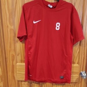 Nike Men’s Red Number 8 Performance Soccer Shirt